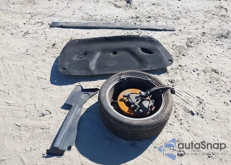 2017 Dodge Challenger Sxt z USA, uszkodzony, nr VIN 2C3CDZAG4HH633291